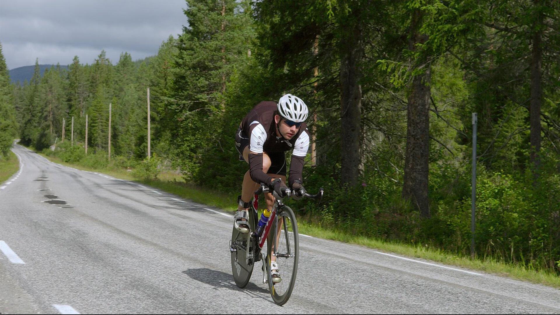 太阳报独家,有意收购热刺的美国商人背景多元,曾是DJ也为NASA效力